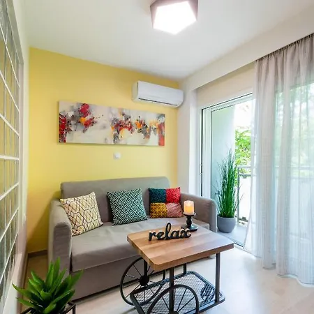 Apartment Costamare Boutiqueapart-where Luxury Meets Comfort *