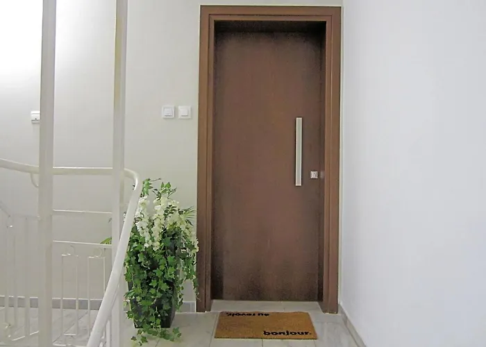 Costamare Boutiqueapart-where Luxury Meets Comfort Daire *