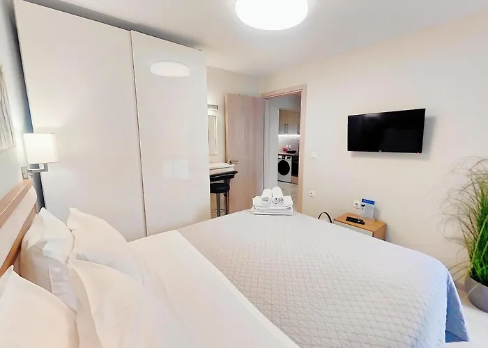 Daire Costamare Boutiqueapart-where Luxury Meets Comfort *