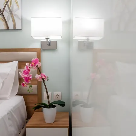 Lägenhet Costamare Boutiqueapart-where Luxury Meets Comfort *